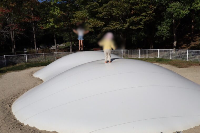 しあわせの村　トリム遊園地　ふわふわドーム